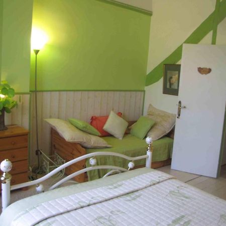 Chambres D'Hotes Les Pensees Douces Auxerre Cameră foto